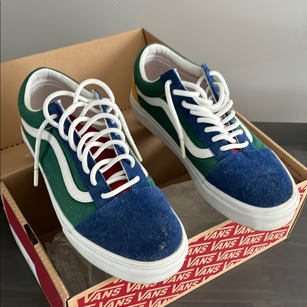 Men’s Vans Old Skool Sneakers